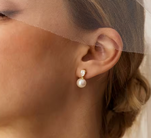 Boucles d'Oreilles Perle Grise Pendante Clou Cœur Strass Doré Mariage
