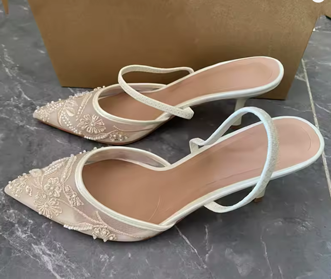 Sandalias Slingback Bordado Floral Tacón Aguja